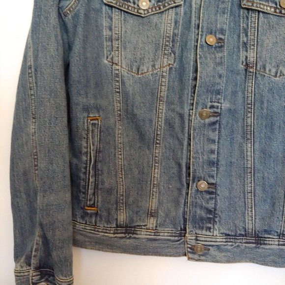 J. Crew medium wash jean jacket Medium - Picture 5 of 9